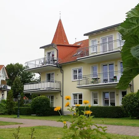 Hochwertig Ausgest. Ueber 2 Ebenen Mit Ostseeblick Hébergement de vacances *